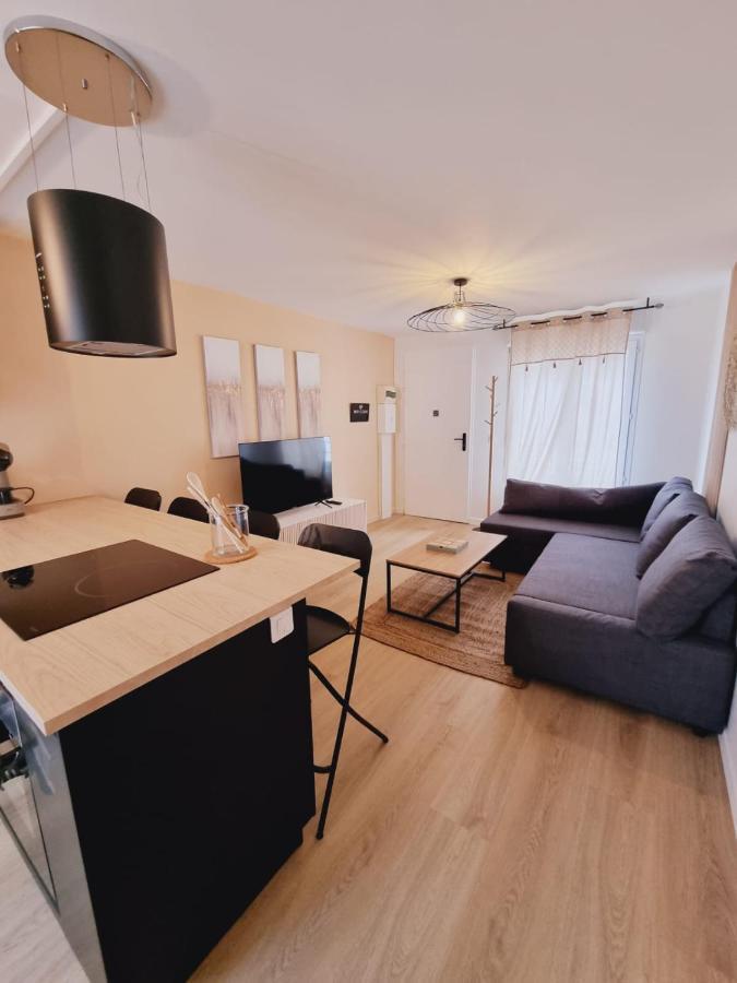 Duplex Neuf Centre Ville Avec Parking Neauphle-le-Chateau Ngoại thất bức ảnh