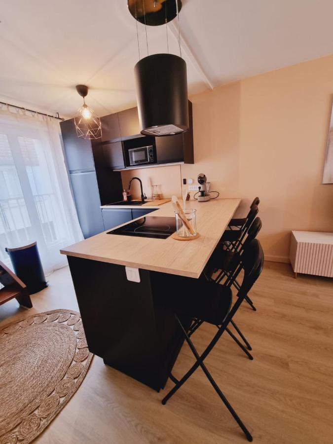 Duplex Neuf Centre Ville Avec Parking Neauphle-le-Chateau Ngoại thất bức ảnh